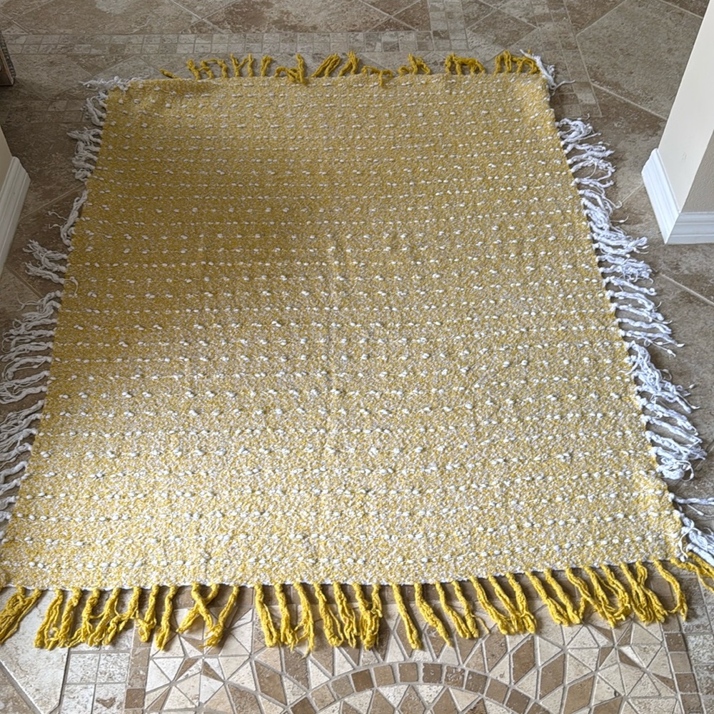 Coastal / Nautical Theme Yellow & White Throw Blanket